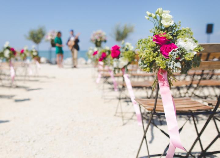 Considering an Outdoor Wedding? Consider This